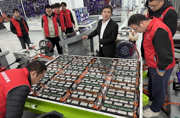 北京の自動車整備学校・整備工場に見る中国のEV整備最前線…「部品の交換屋」から「技術サービス事業者」への劇的な転換