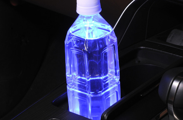 カーメイト「ブラング LEDコースター」