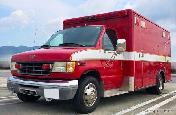 アメリカン救急車 1999年式 FORD E450 Ambulance