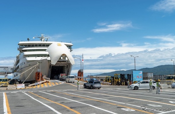 佐渡汽船カーフェリー