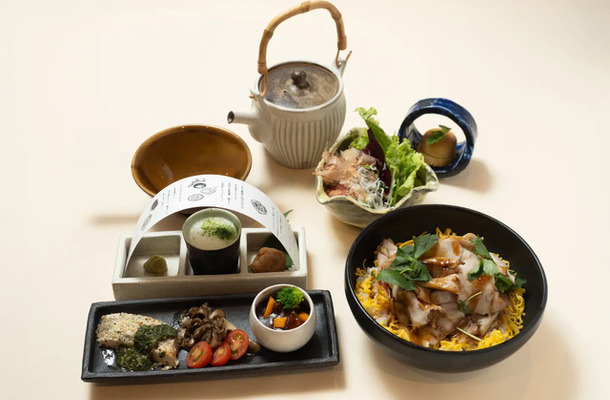 優勝　茨城県代表 常磐道 友部ＳＡ（上り線）「夢の茨城旅行～お守りはmikittyのサイン～THANK YOU SO MUCH cholo」