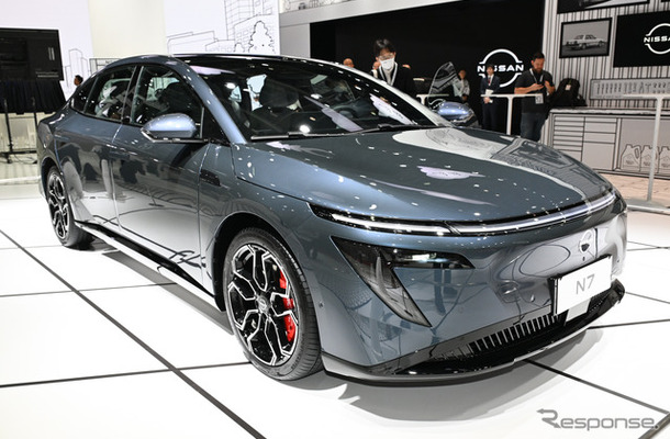 日産自動車、営業赤字から一転500億円の黒字見通し。写真は中国で販売好調な東風日産 N7
