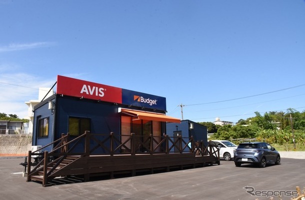 エイビス バジェット・レンタカー名護店