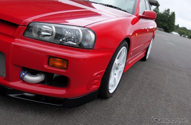 HKS HIPERMAX R　ER34『スカイライン』装着例