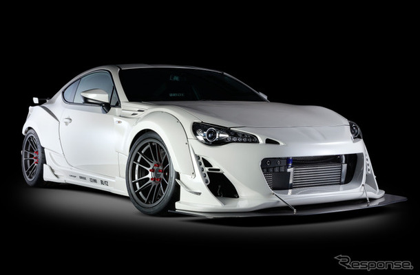 ブリッツがアイシン製MCB採用のボディ補強パーツ「B-MCB」の『86/BRZ』向けフロント/リア用を同時発売