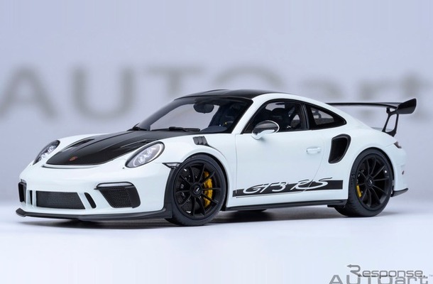 「AUTOart」の1/18スケールのダイキャストモデル、ポルシェ『911』（991.2）の「GT3 RS ヴァイザッハ・パッケージ