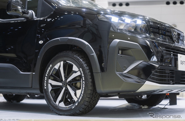 PEUGEOT リフター × OPEN COUNTRY