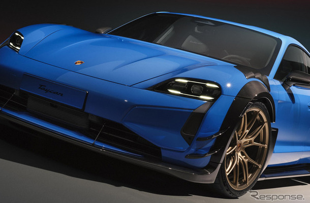 ポルシェ「タイカン・ターボGT（バイザッハ・パッケージ）」の「マンタイ・キット」装着車