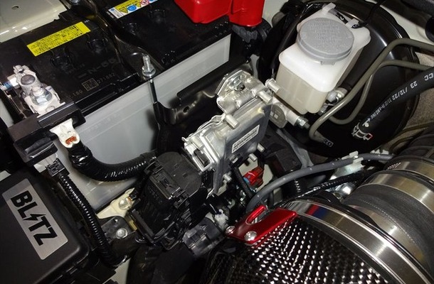 ブリッツチューニングECU　ジムニーノマド装着例