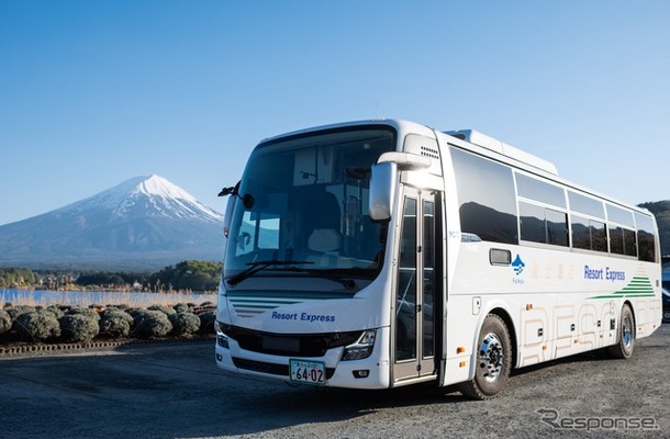 富士急バスがバスタ新宿と富士山五合目（吉田口）を結ぶ高速バス「富士山五合目線」に深夜便を新設