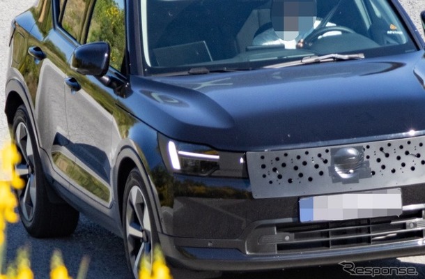ボルボ XC40 改良新型の開発車両