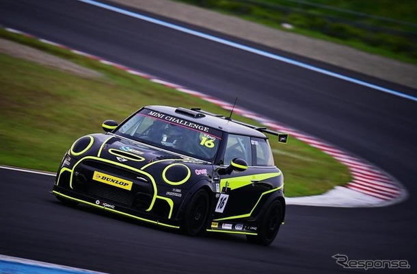 MINI Racing MINI JCW