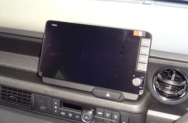 ホンダ・N-BOX搭載の「9インチ Honda CONNECTナビ［LXU-272NBi］