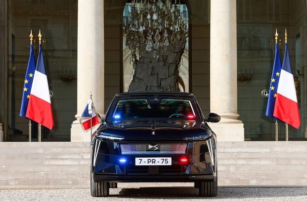 フランス大統領向けの新たな専用車『DS N°7 エリゼ』
