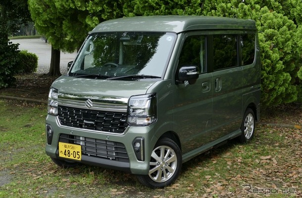 スズキ・エブリイワゴンPZターボスペシャル ハイルーフ（2WD・CVT）