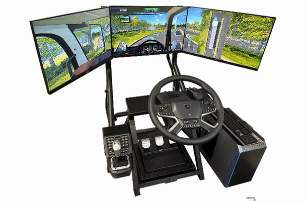 ホリが開発する自動車教習シミュレーター
