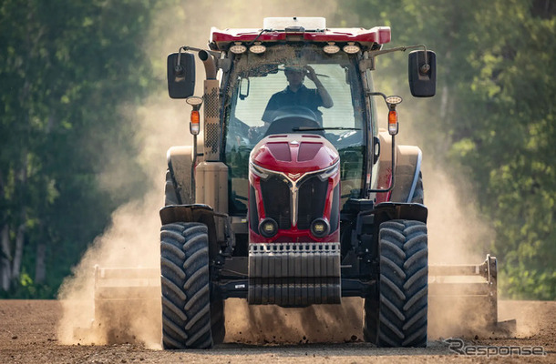 ヤンマーアグリのフラッグシップトラクター「YT6130」