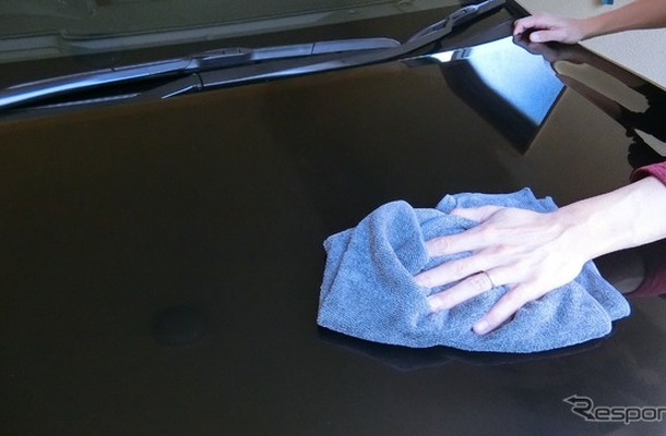 洗車しても消えないボディの「白いシミ」…放置すると厄介なウォータースポットの正体とは？ ～Weeklyメンテナンス～