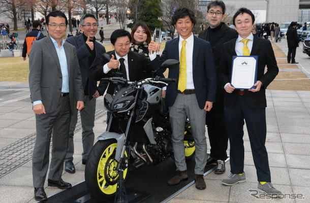 グランプリを獲得したヤマハ発動機のデザインチーム