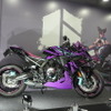 『ストリートファイター6』とコラボレーションした『GSX-8R Tuned by JURI』（大阪モーターサイクルショー2025）