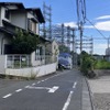 小金井市道573号線、二枚橋の坂（上から）