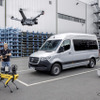 メルセデスベンツが独デュッセルドルフ工場にロボット犬「アリス」導入
