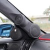 Aピラーとドアミラー裏に取り付けられた3つのスピーカー群。いずれもモレルのユニットで、音の奥行や幅を演出している。