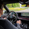 先進運転支援システムの「BMW Highway Assistant」