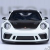 「AUTOart」の1/18スケールのダイキャストモデル、ポルシェ『911』（991.2）の「GT3 RS ヴァイザッハ・パッケージ