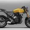 完成一歩手前のスズキ GSX-8Tのデザインスケッチ。リアには「800TITAN」の文字が。