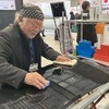 2026年2月開催「IAAE2026」に、古館代表はジョイボンドとしてブース出展。古館代表自らブースで施工実演を行なっていた
