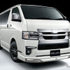 トヨタ・ハイエース用カスタマイズアイテム装着車