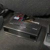 サブウーファーのドライブにはARCオーディオのナイトホークを設置する。800W（D級）でサブウーファーをパワフルにドライブする。
