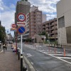 道路標識や道路標示で最高速度が指定されている場合は、その指定速度が優先される