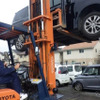 ヤード内での車両確認作業