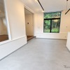 屋内でバイクと暮らせる賃貸住宅「+BASE EBINA」