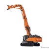日立建機のマルチブーム解体仕様機 ZX500LCK-7、モンスタハイリフト仕様