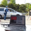 国交省で行われたナンバー自動読み取り装置のデモ。街頭検査で瞬時に無車検車を割り出して指摘できる（15日・霞が関）