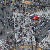 移動の在り方の変化によって、都市はどのように変化するのか。写真は渋谷のスクランブル交差点