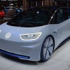 パリモーターショー16で公開された電気自動車のコンセプト「I.D.」