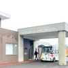 上士幌クリニック前に停車するナビヤ・アルマ