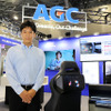 ＡＧＣの「車載ディスプレイ用加飾カバーガラス」とＡＧＣ オートモーティブカンパニー モビリティ事業本部 車載ガラス事業部 技術統括部 新商品開発グループの藤江陽平氏