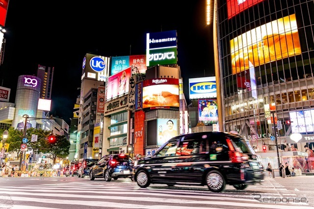 東京といえばこの街並み、渋谷のスクランブル