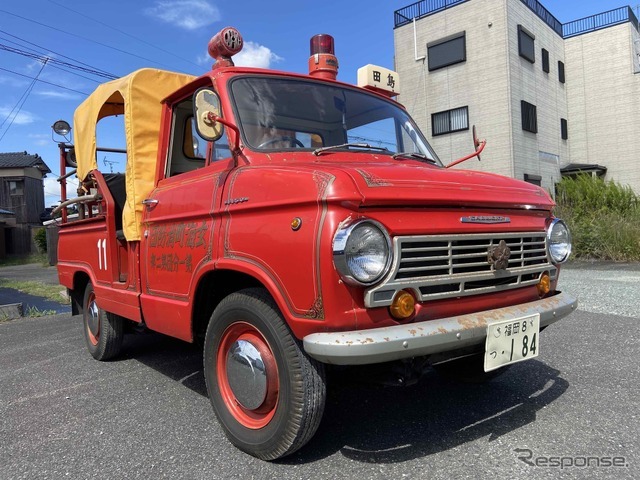 実演体験車両：ダットサン キャブライト消防車