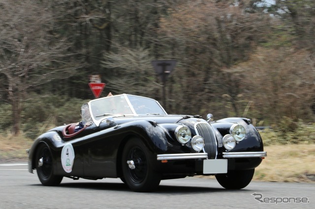 ジャガー XK120ロードスター