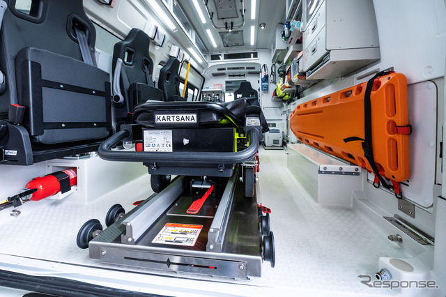ベルリングの新型救急車『C-CABIN』
