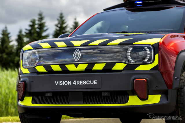 ルノー『4 E-Techエレクトリック』をベースにした救急車両「vision4rescue」