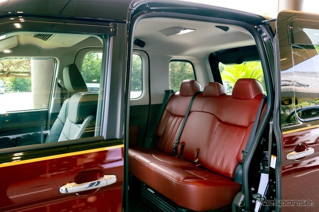 明治記念館とフォレストテラス明治神宮・桃林荘の特別車両。トヨタの『JPN TAXI（ジャパンタクシー）』がベース