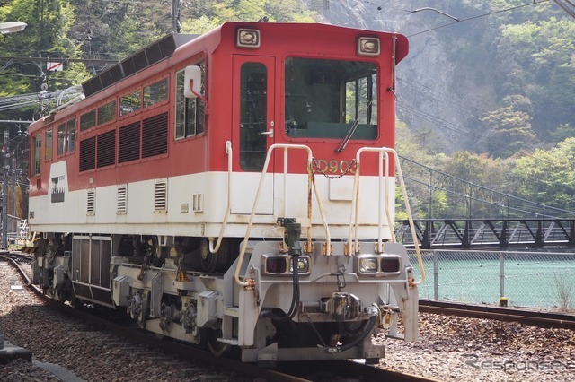 アプト式電気機関車ED90形