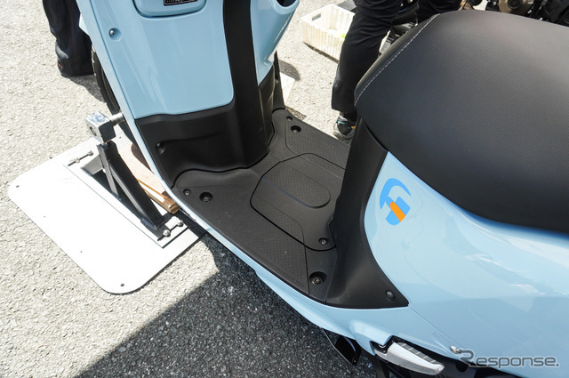 展示車両には国内導入予定の新型「FAZZIO」も（My Yamaha Motor cafe）